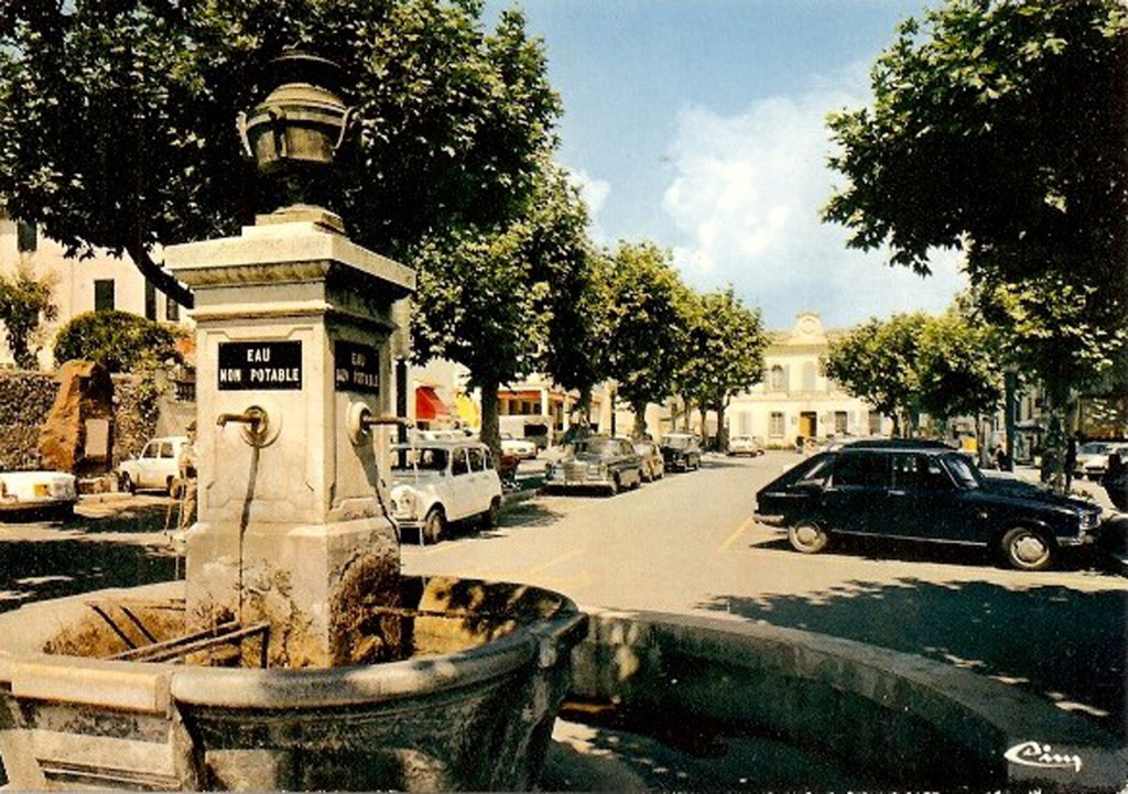 place Jean Jaurès Mouans-Sartoux fontaine 3559